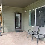 Spacious Private Walkout Entire Suite Close To Yyc, Dt, Shops, Stampede & Mountains With Many Amenities In Panorama Hills Nw